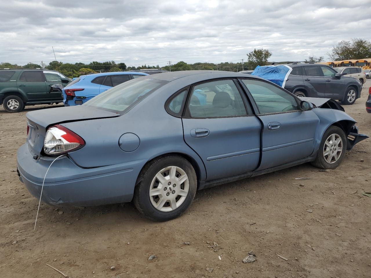2007 Ford Taurus Se - Image 3