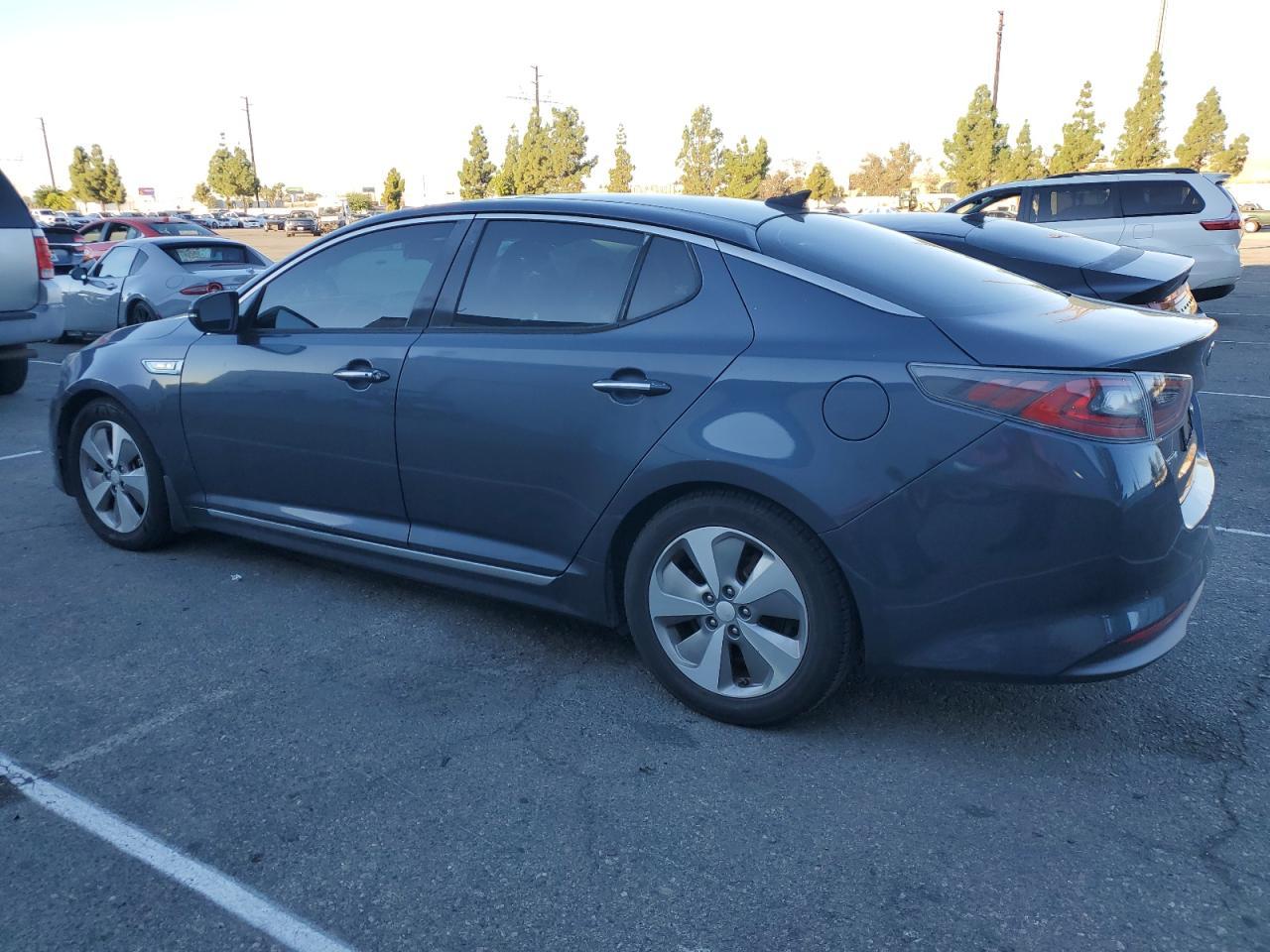 2015 Kia Optima Hybrid - Фото 2
