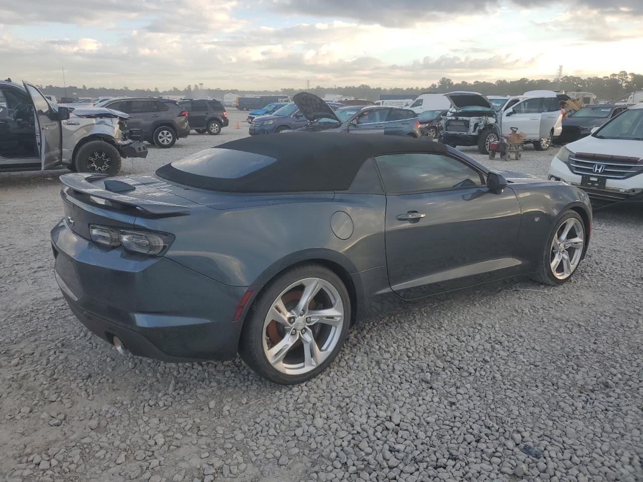 2023 Chevrolet Camaro Lt1 - Фото 3