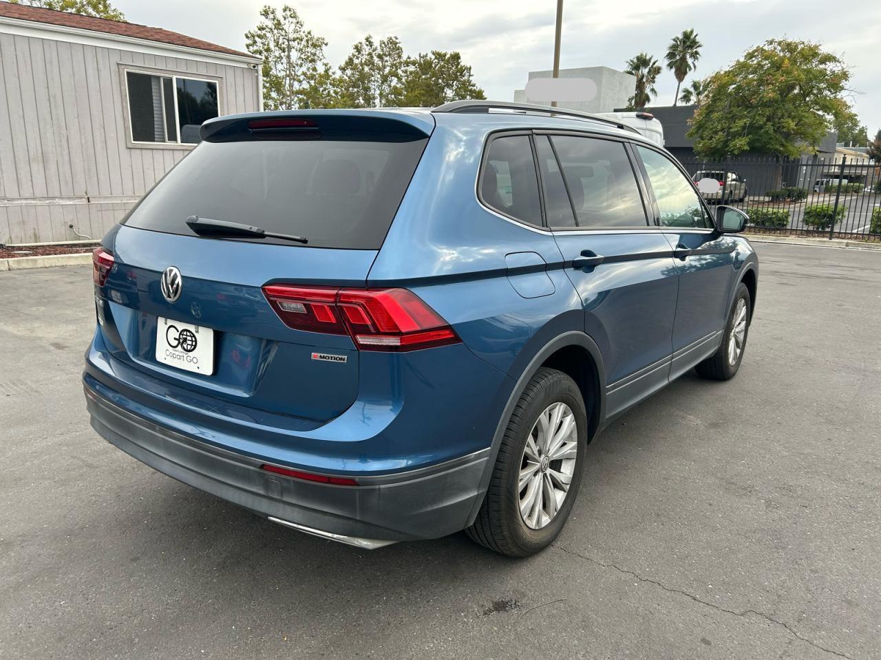 2019 Volkswagen Tiguan S - Image 4