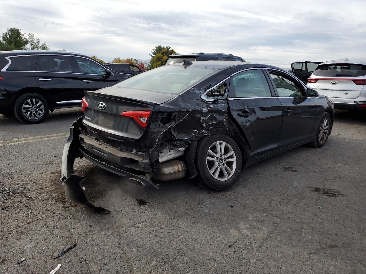 2017 Hyundai Sonata Se - Image 3