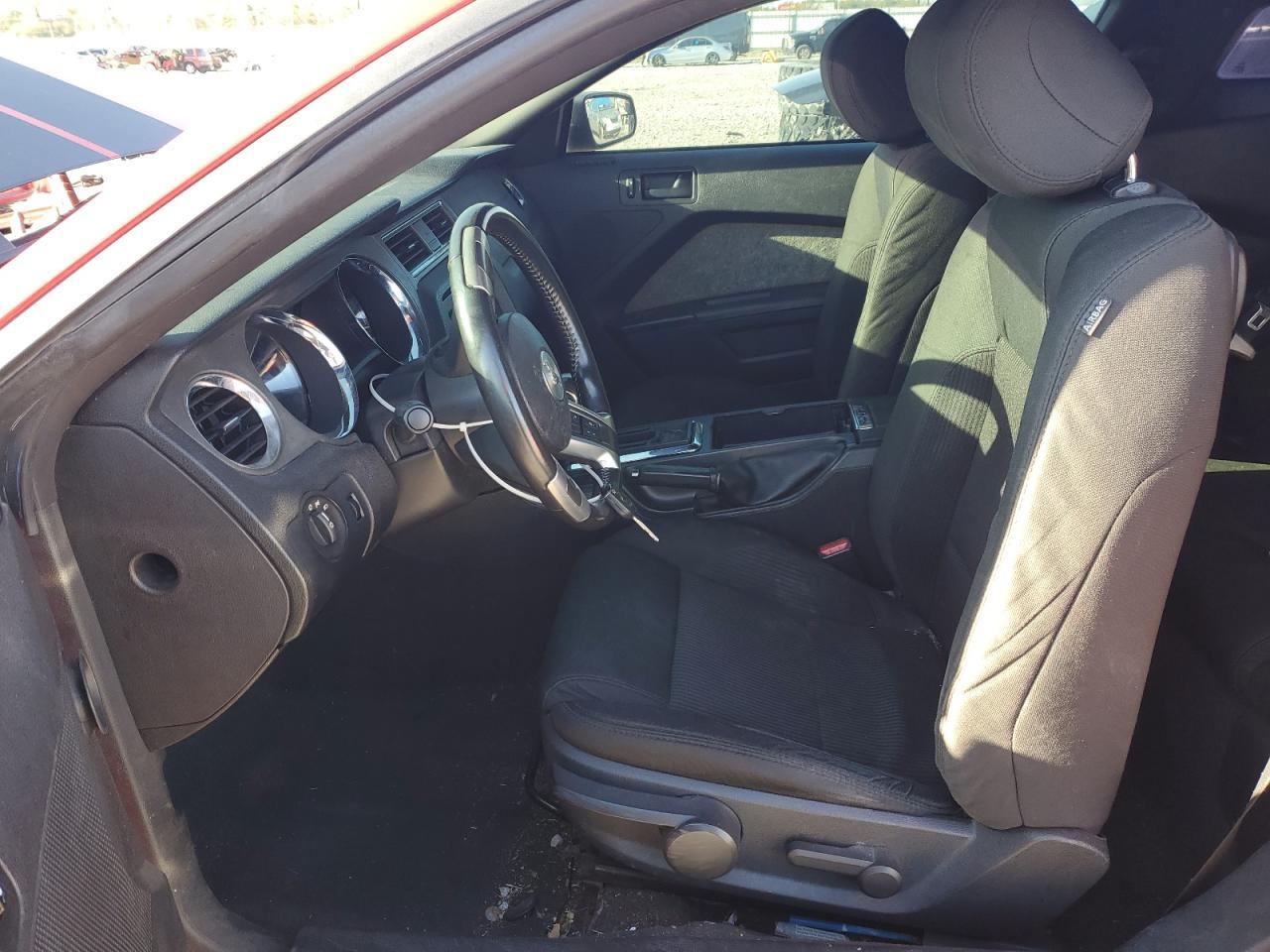 2013 Ford Mustang - Фото 7