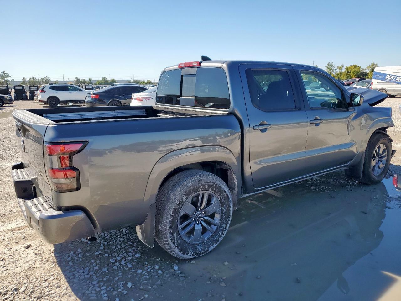 2025 Nissan Frontier S - Фото 3