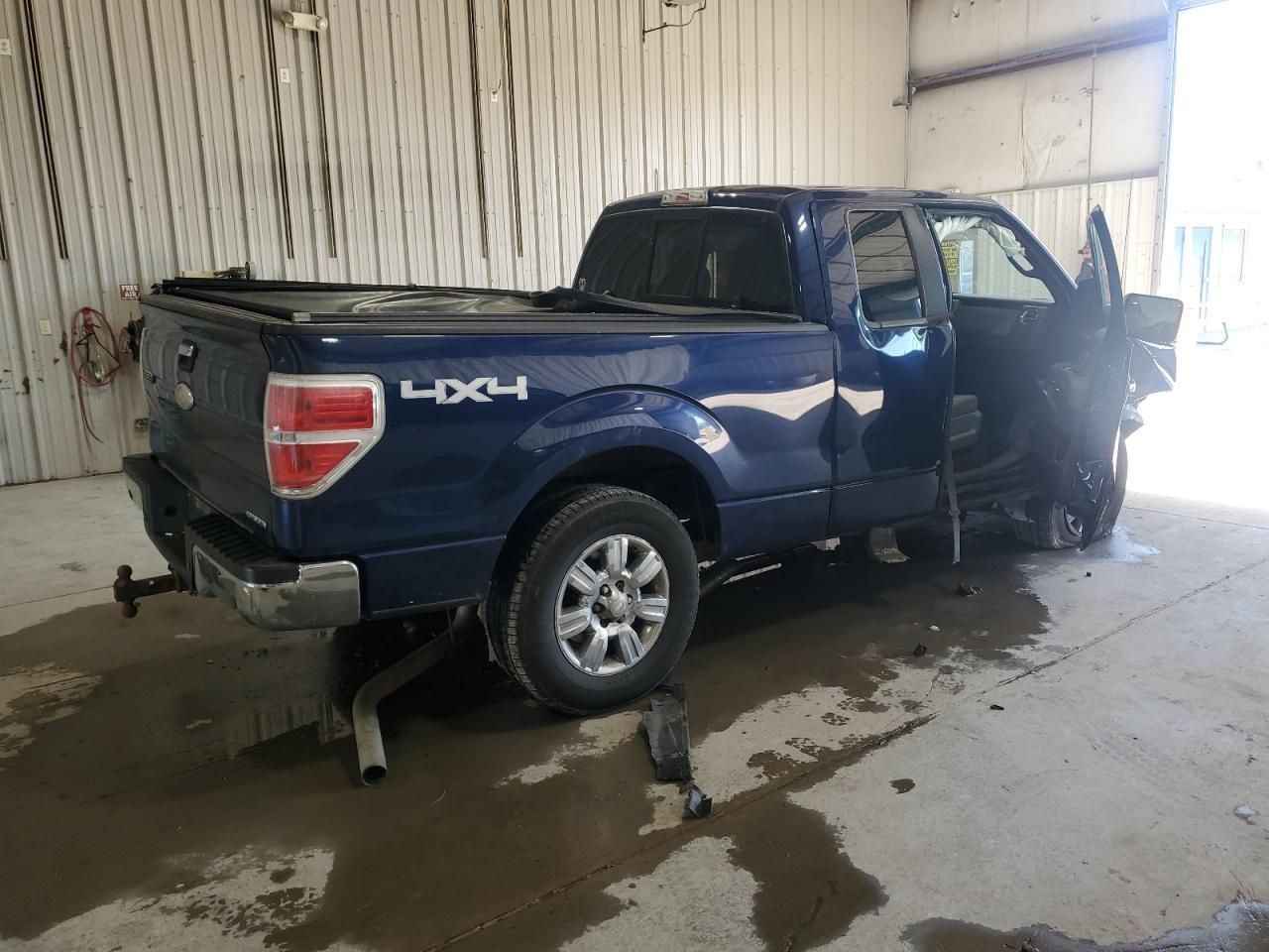 2011 Ford F150 Super Cab - Фото 3