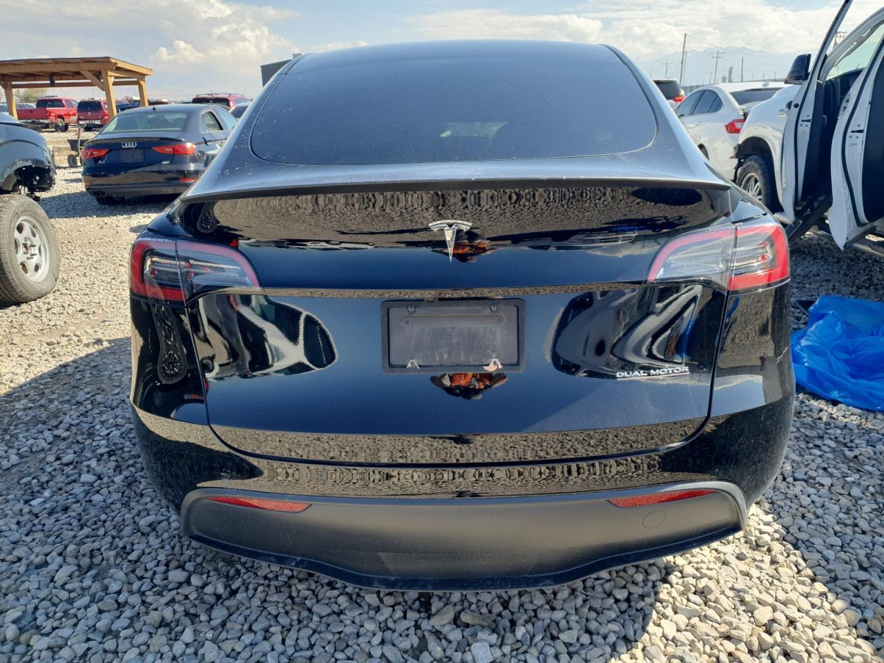2024 Tesla Model Y - Фото 6