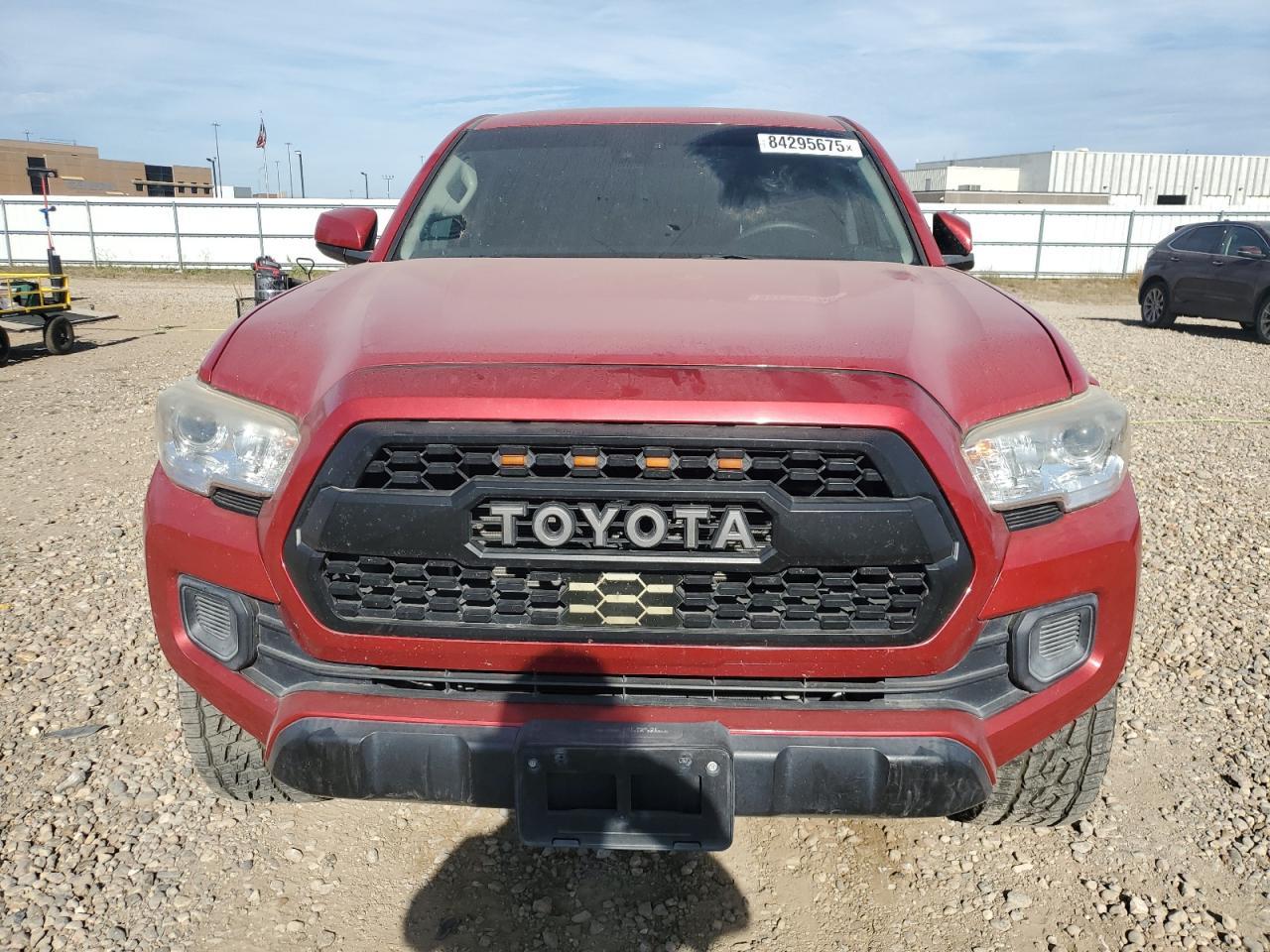 2019 Toyota Tacoma Double Cab - Image 5