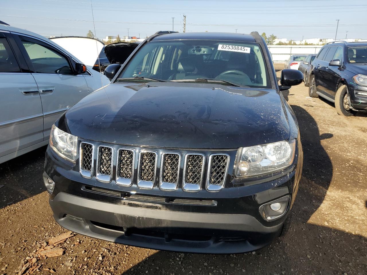 2016 Jeep Compass Latitude - Image 5