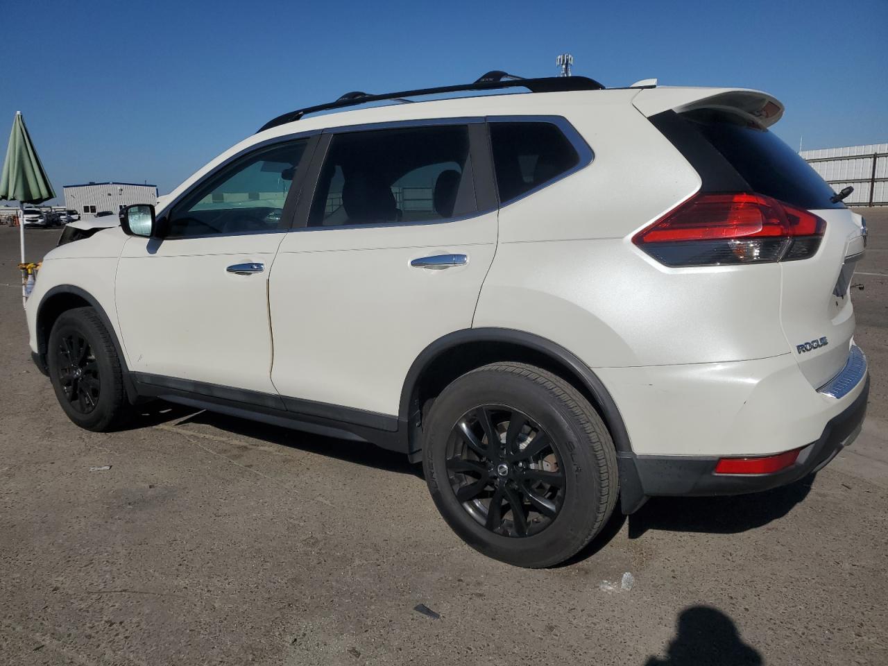 2017 Nissan Rogue Sv - Фото 2