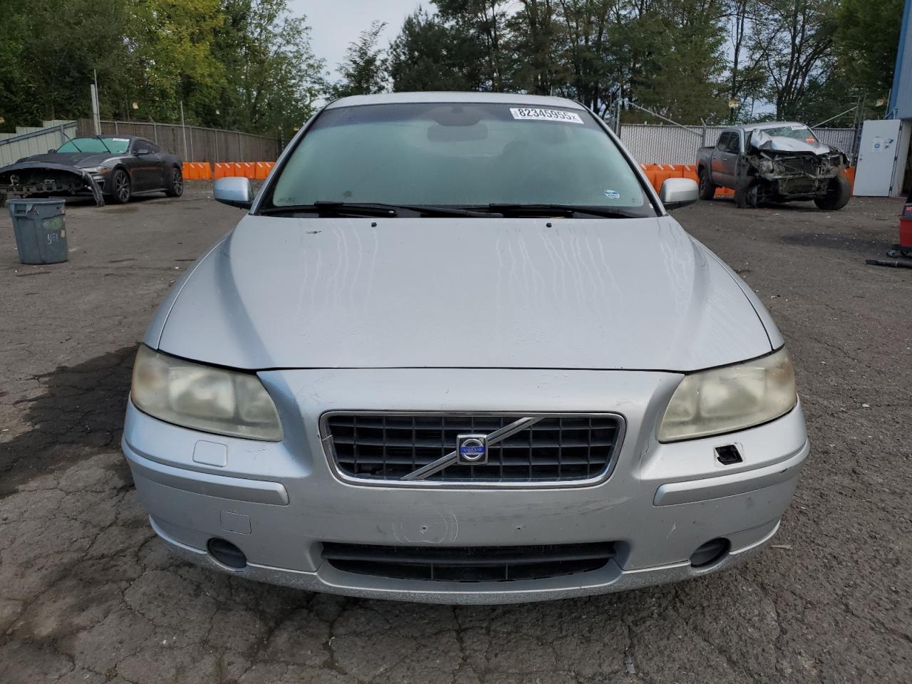 2005 Volvo S60 - Image 5