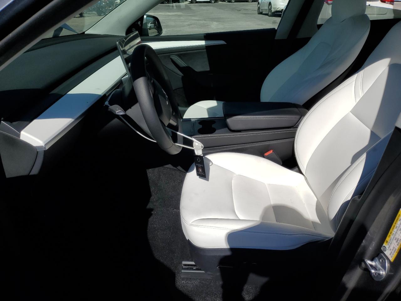 2024 Tesla Model Y - Image 7