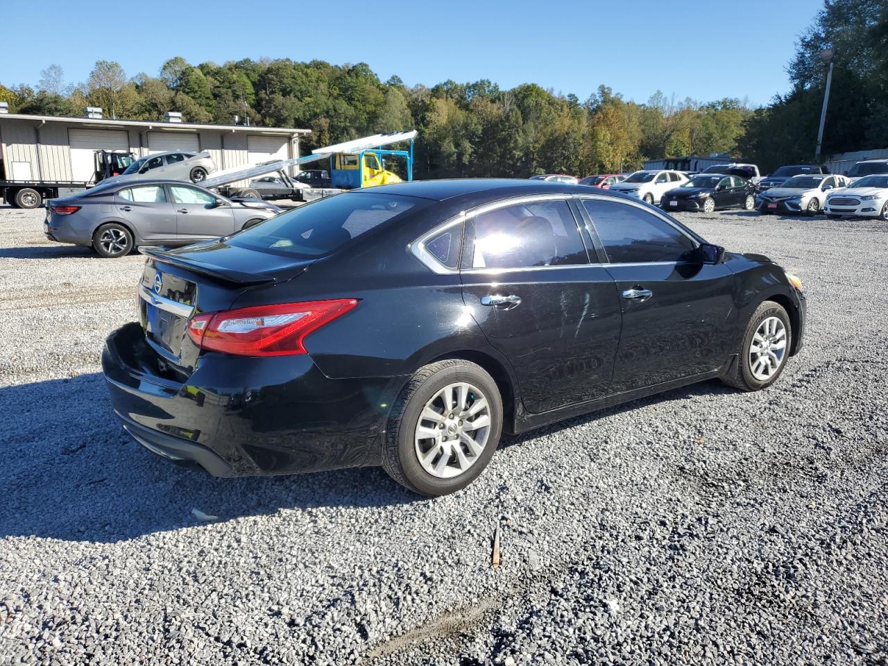 2017 Nissan Altima 2.5 - Фото 3