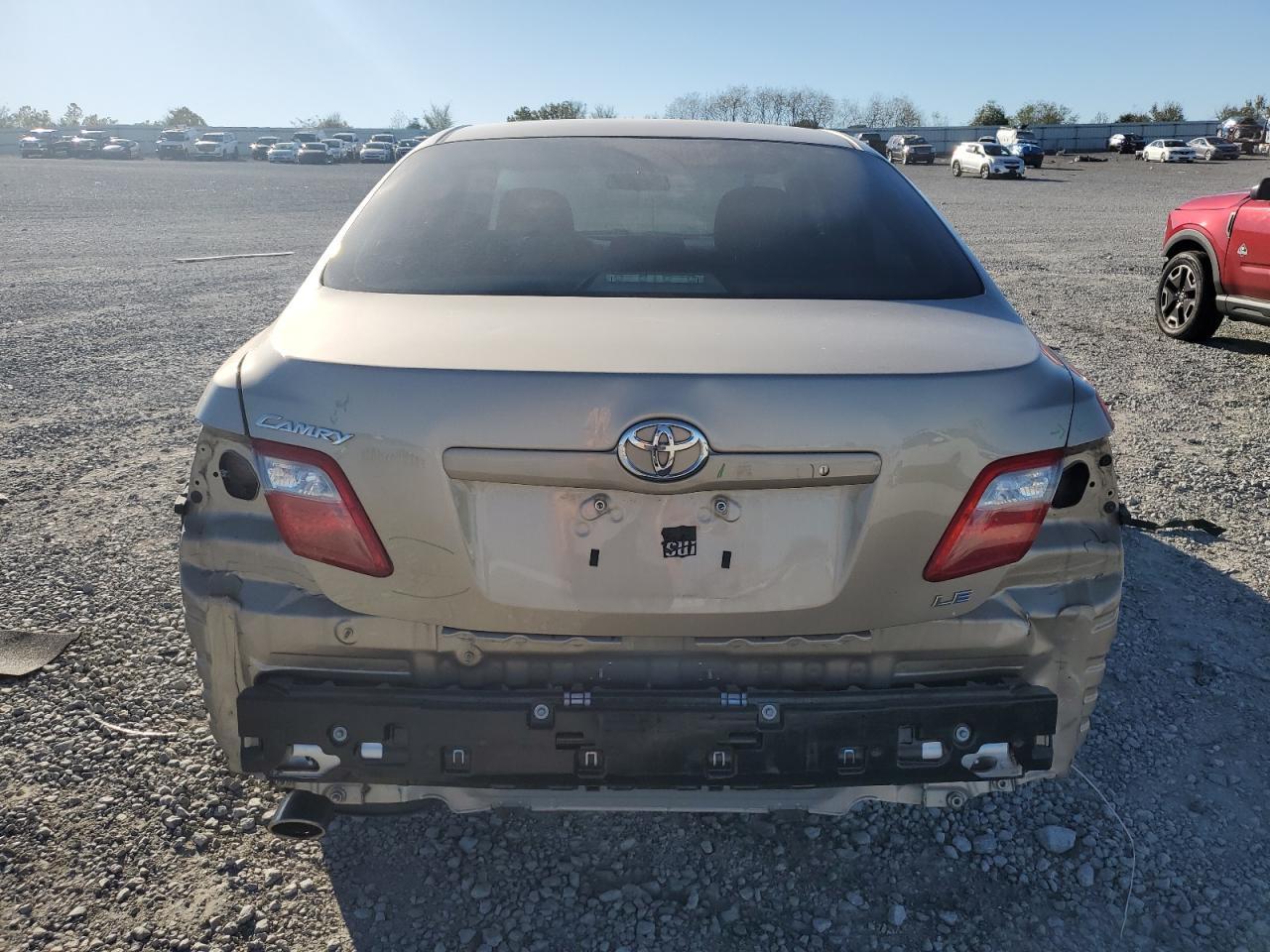 2008 Toyota Camry Le - Фото 6