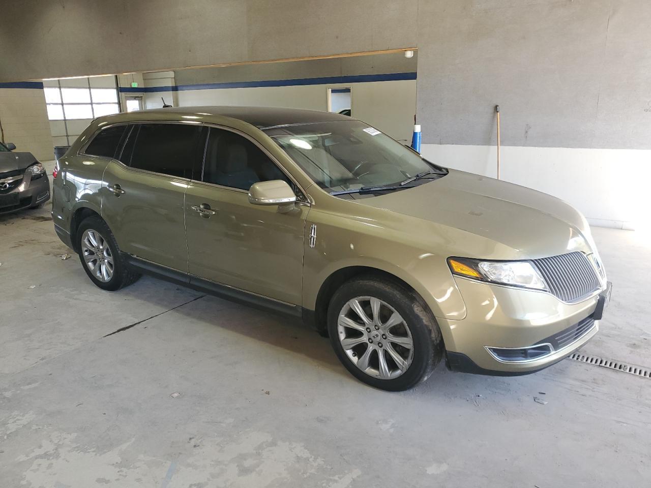 2013 Lincoln Mkt - Фото 4