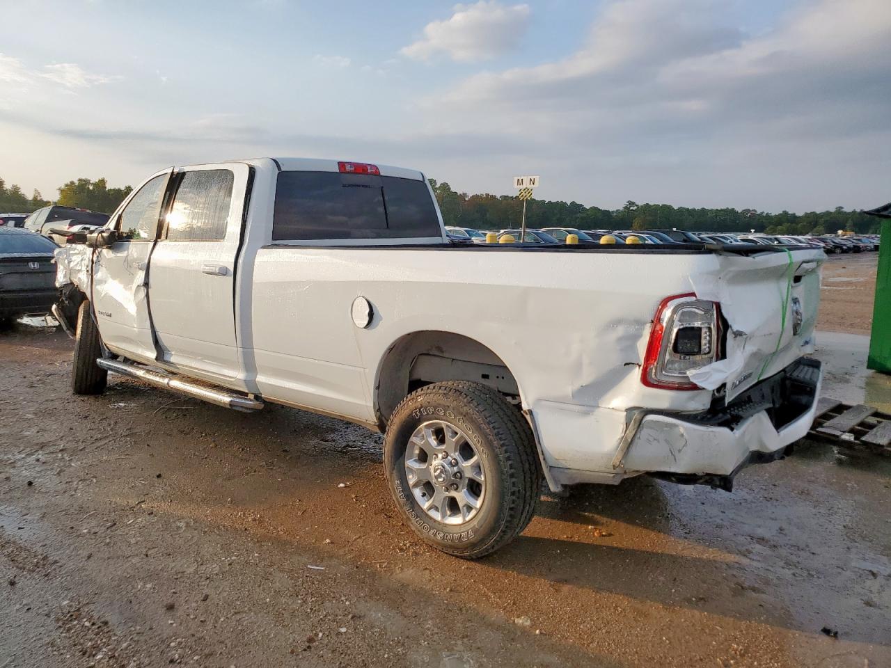 2024 Ram 2500 Laramie - Фото 2