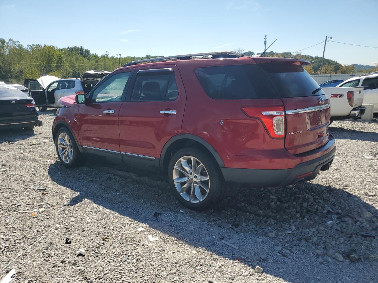 2014 Ford Explorer Limited - Image 2