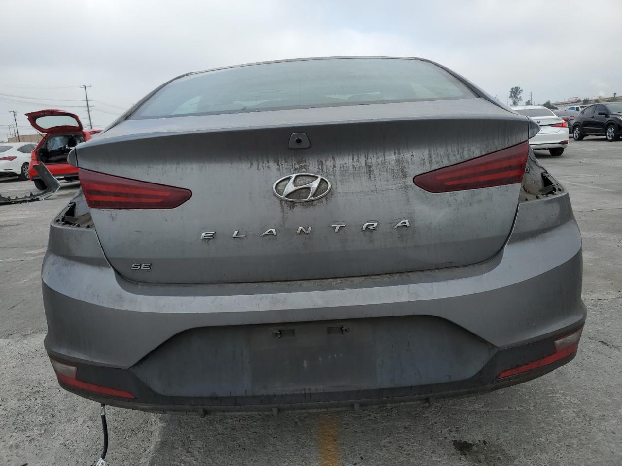 2019 Hyundai Elantra Se - Image 6