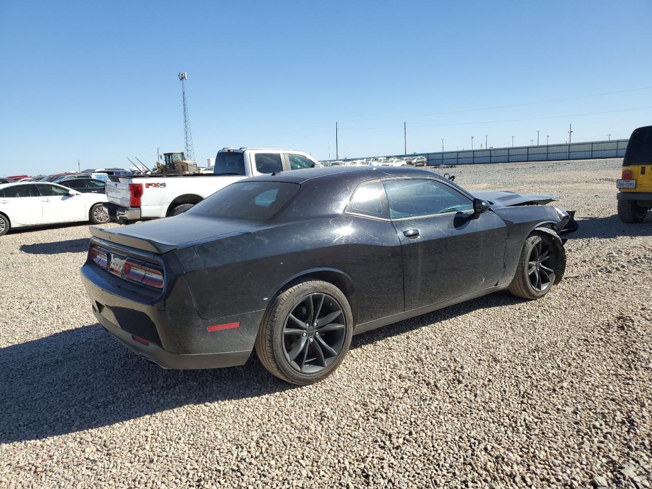 2016 Dodge Challenger Sxt - Image 3