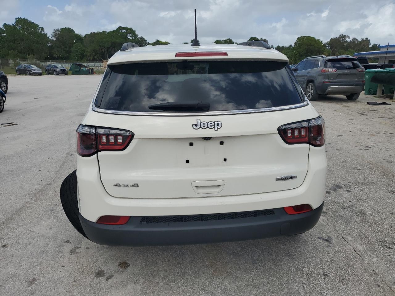 2021 Jeep Compass Latitude - Image 6
