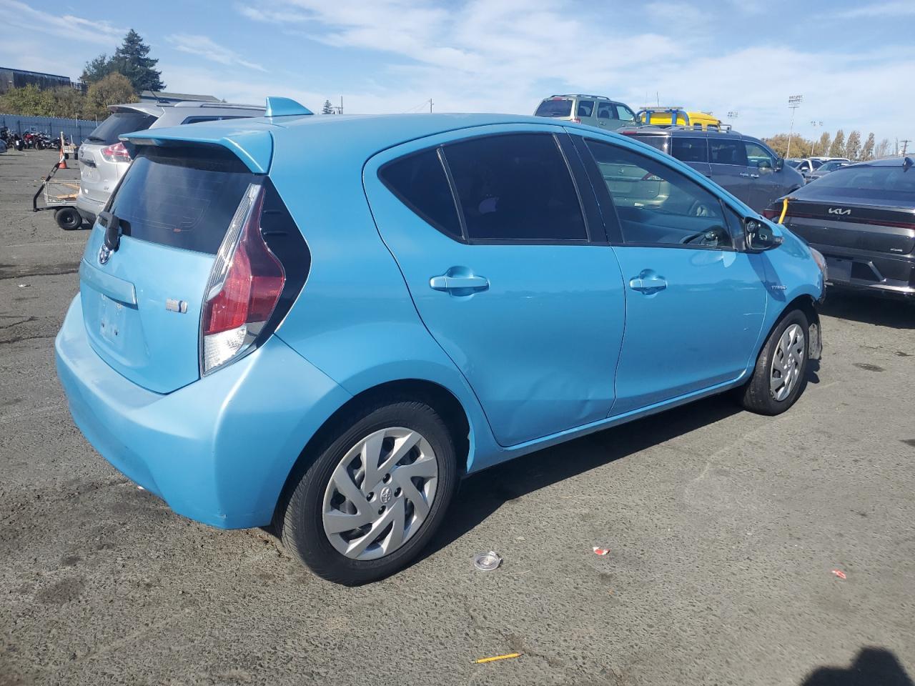 2015 Toyota Prius C - Фото 3