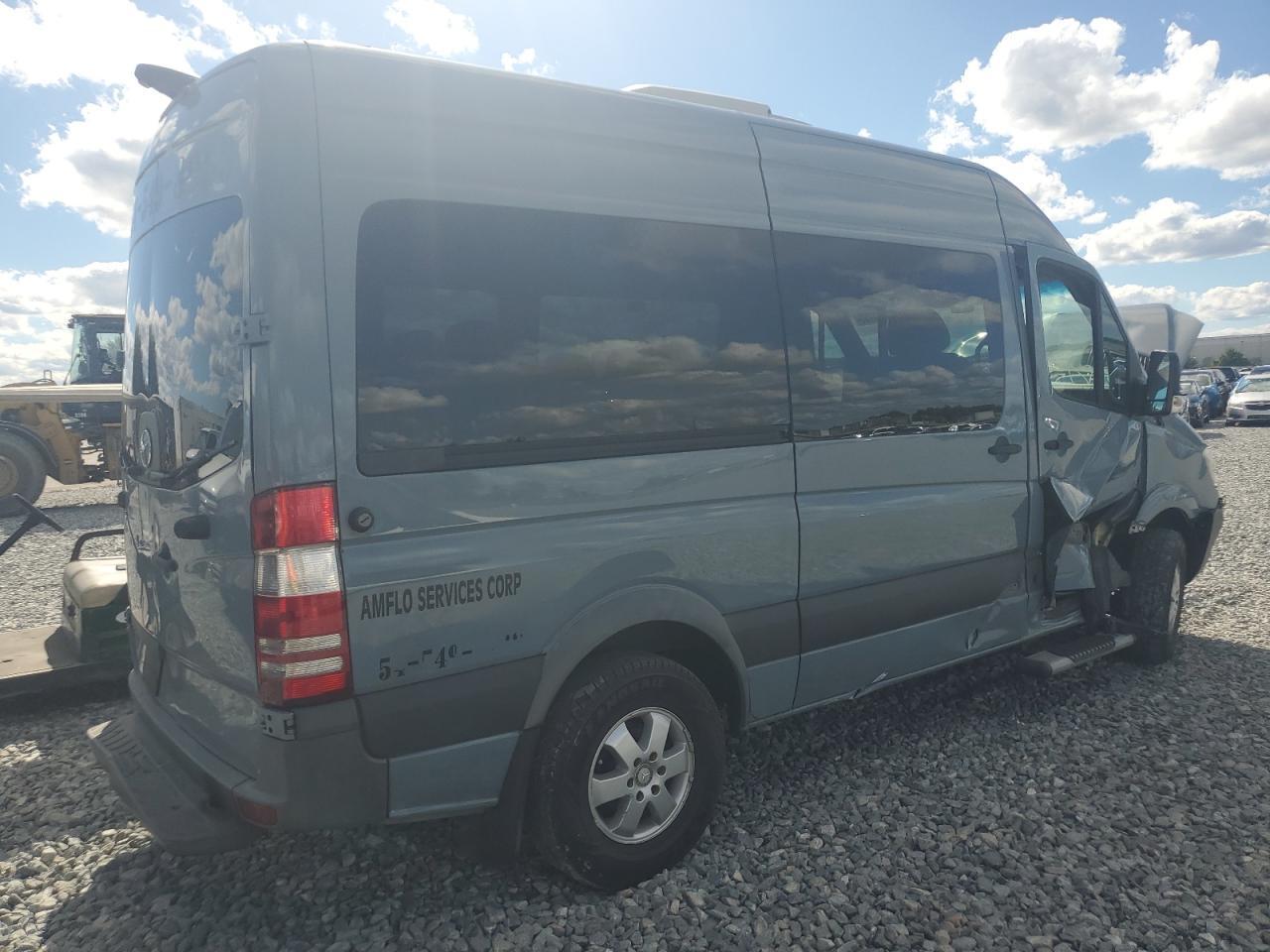 2017 Mercedes-Benz Sprinter 2500 - Image 3