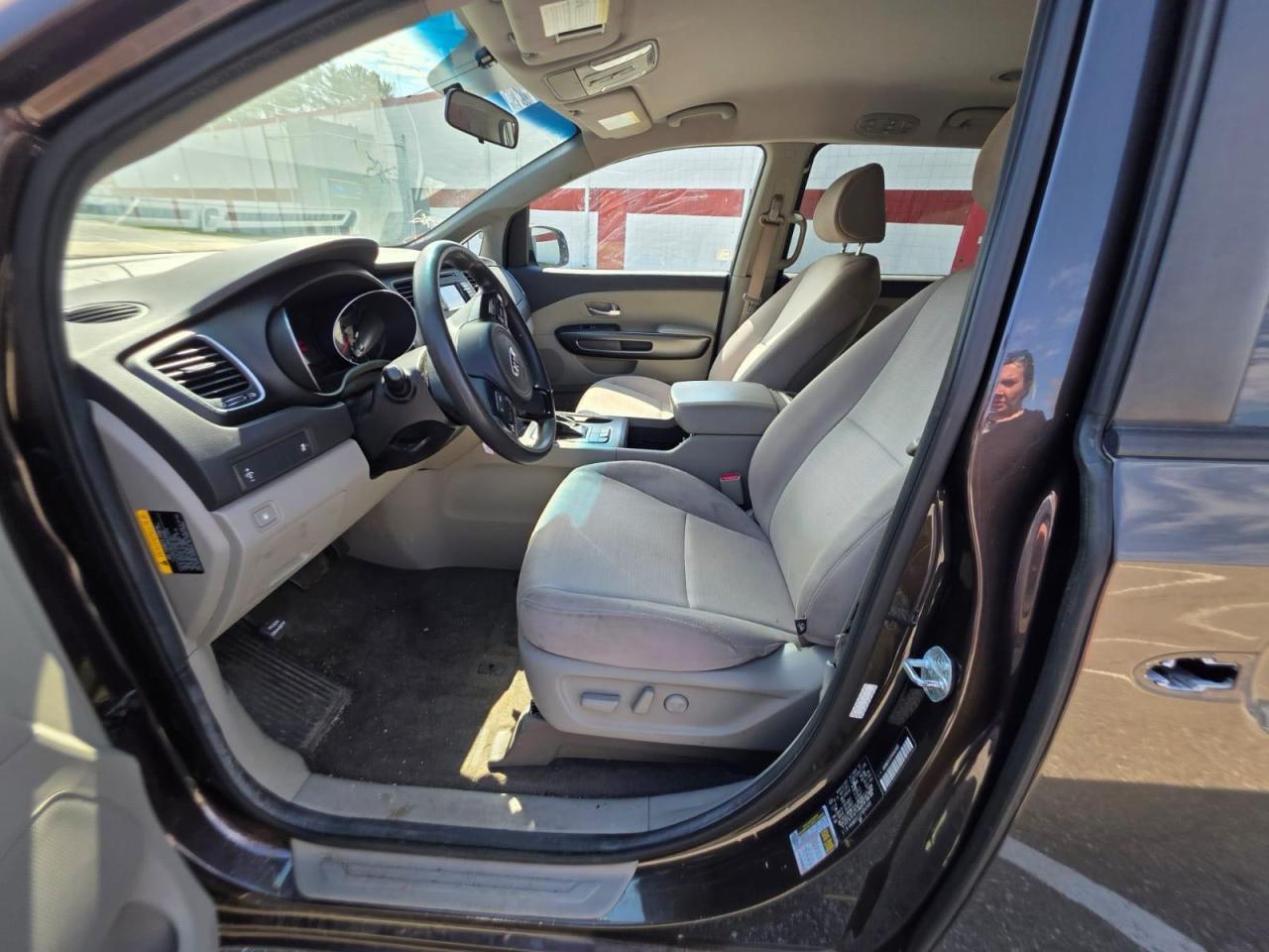 2015 Kia Sedona Lx - Фото 5
