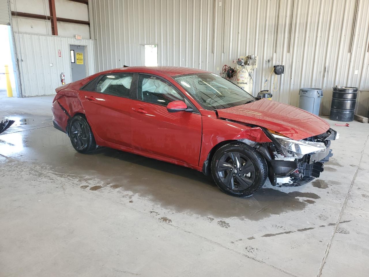 2023 Hyundai Elantra Blue - Image 4