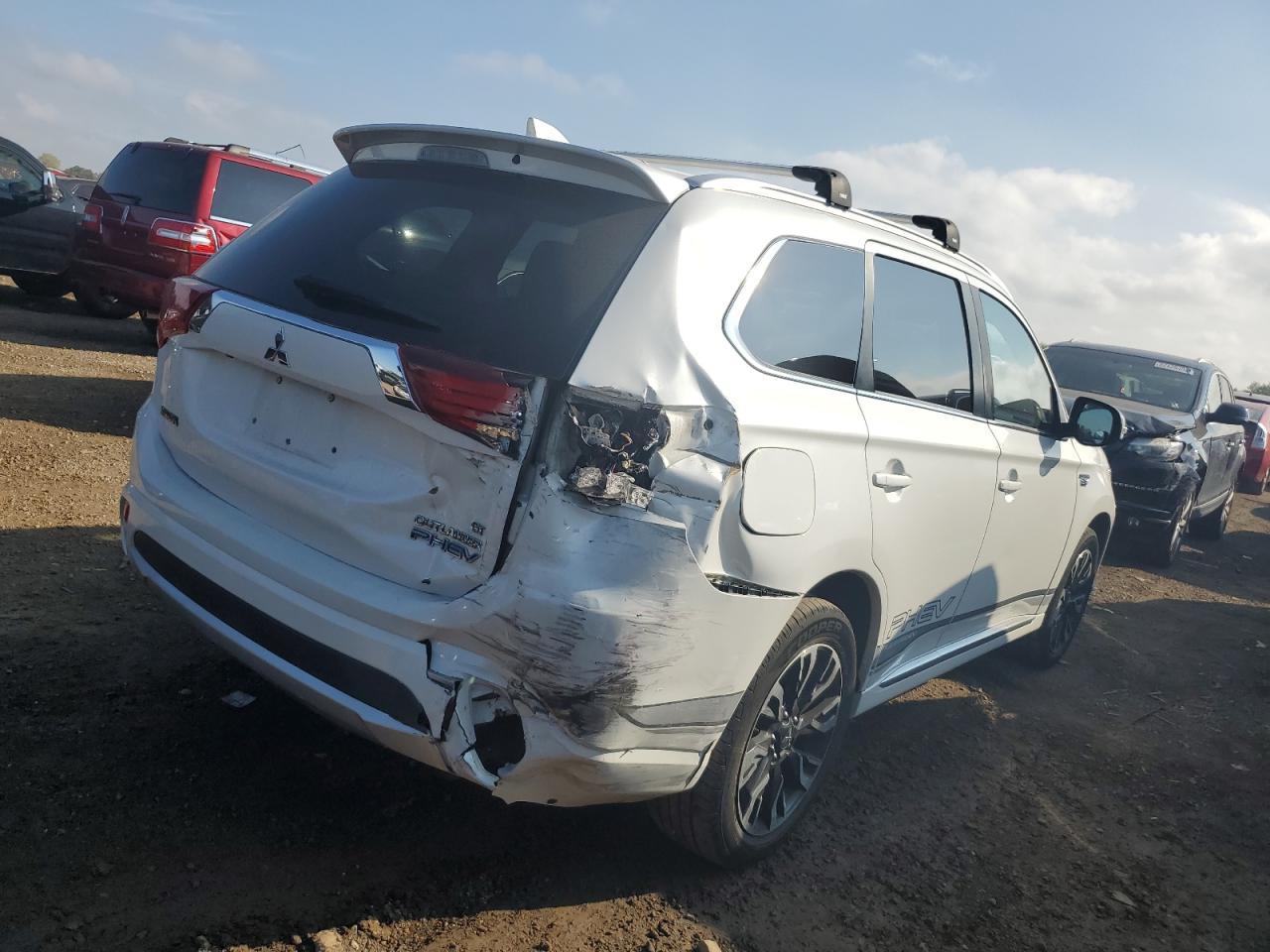 2018 Mitsubishi Outlander Se - Фото 3