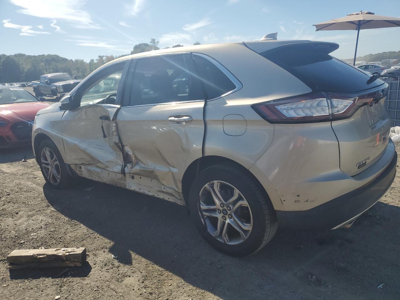 2017 Ford Edge Titanium - Фото 2