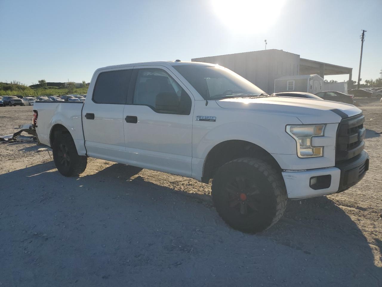 2016 Ford F150 Supercrew - Фото 4