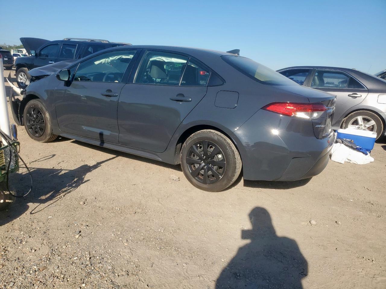 2024 Toyota Corolla Le - Фото 2