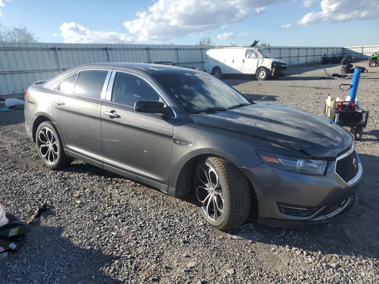 2016 Ford Taurus Sho - Image 4