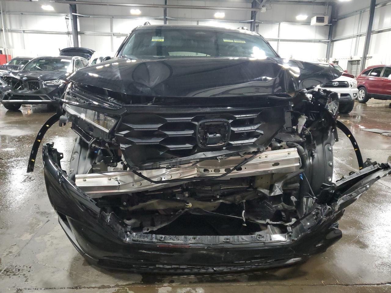 2025 Honda Pilot Sport - Image 5