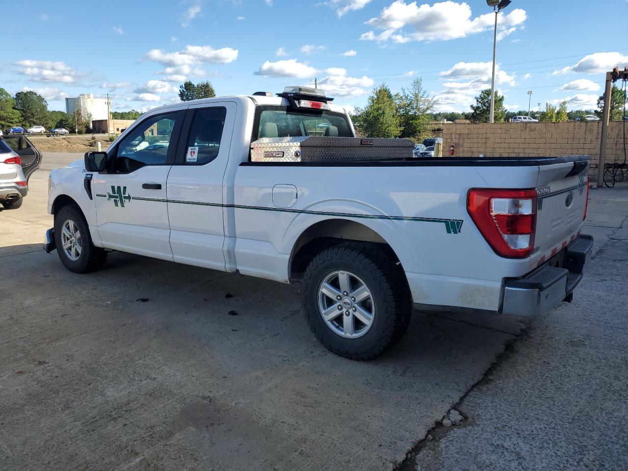 2021 Ford F150 Super Cab - Фото 2