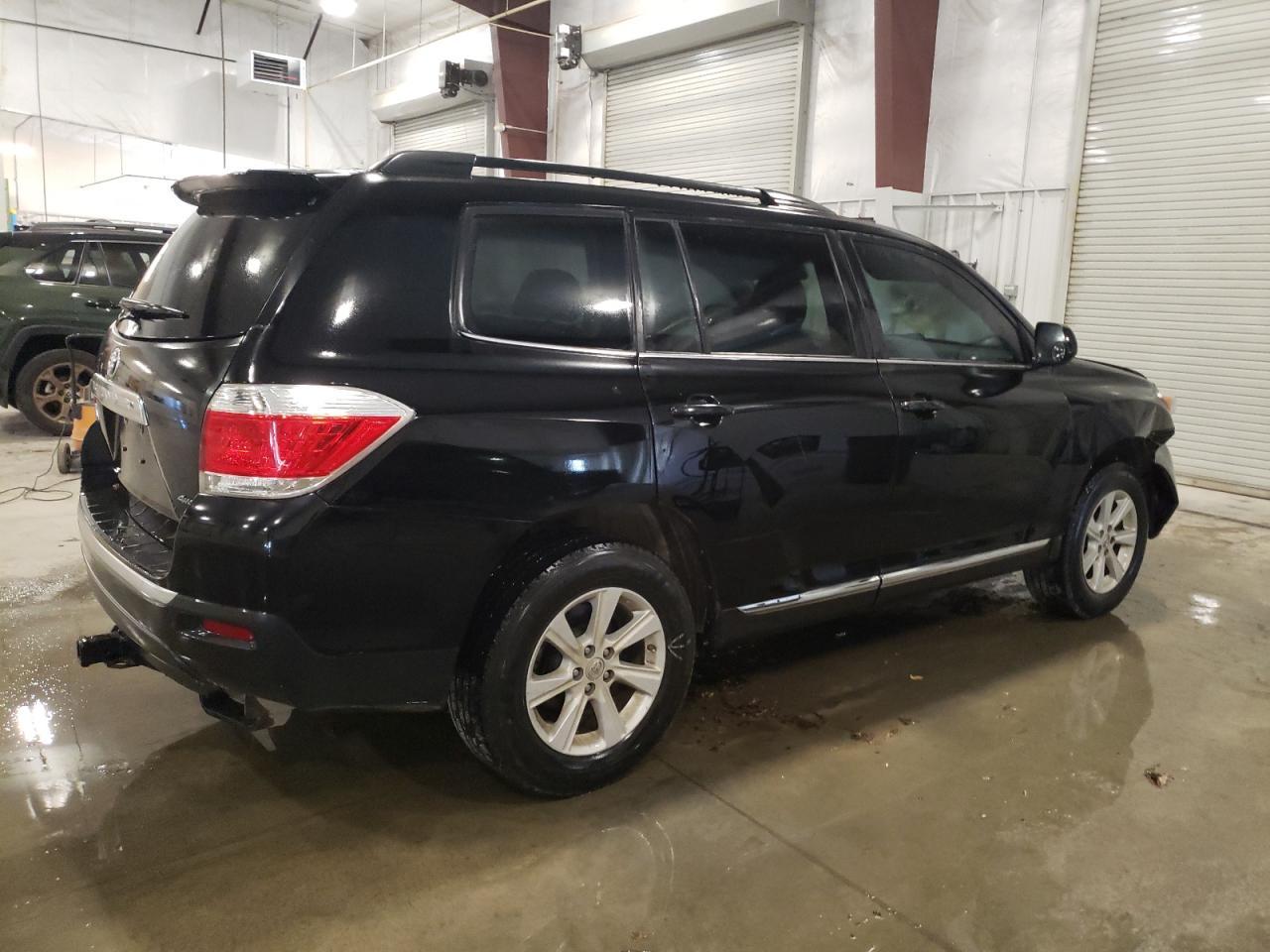 2012 Toyota Highlander Base - Фото 3