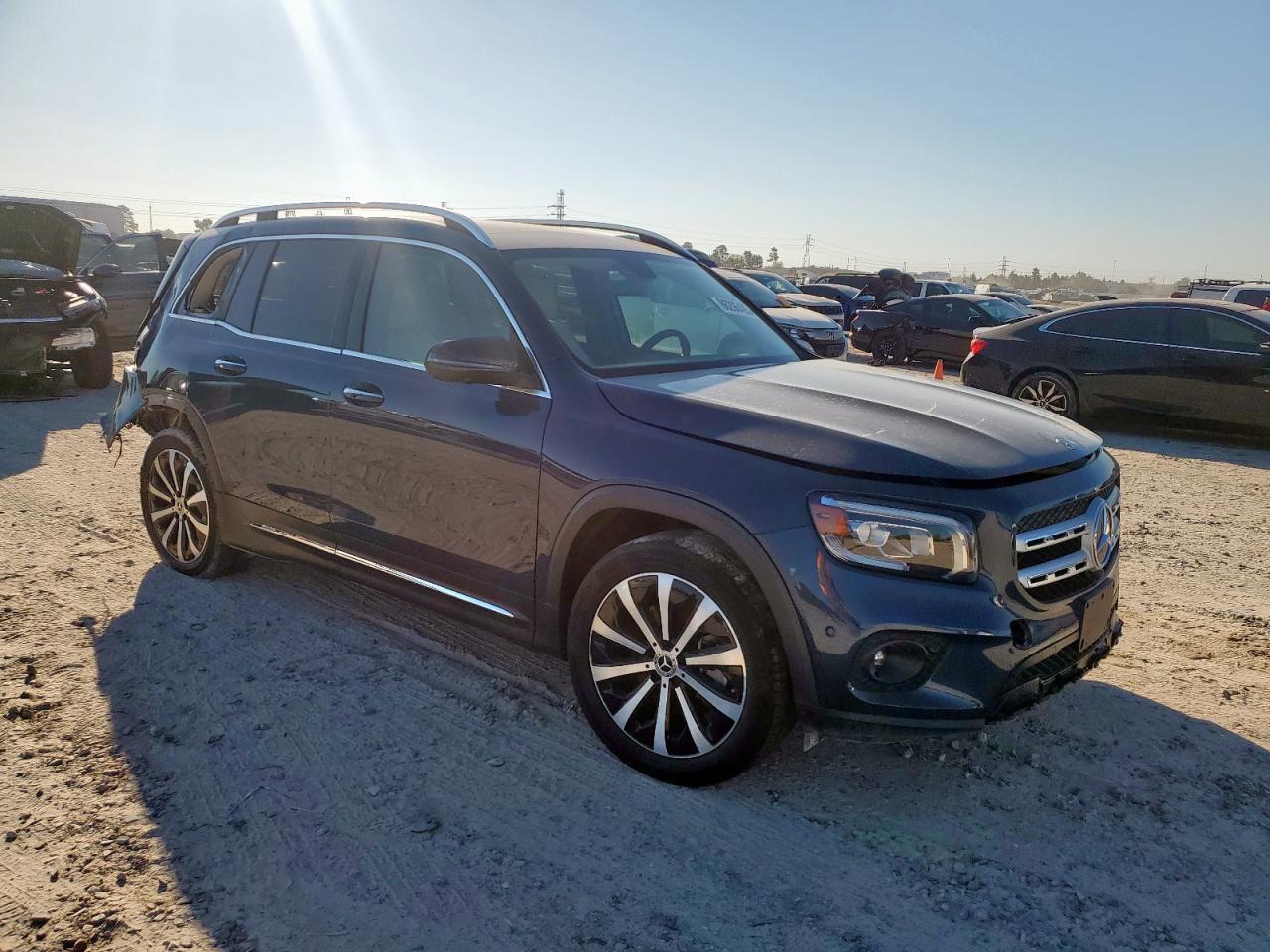 2022 Mercedes-Benz Glb 250 - Фото 4