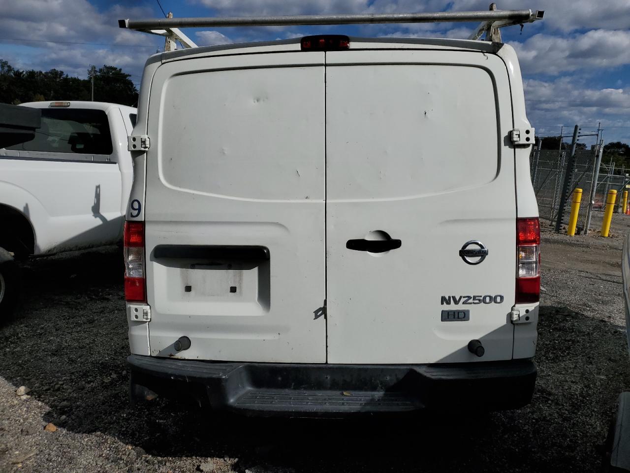 2016 Nissan Nv 1500 S - Фото 6
