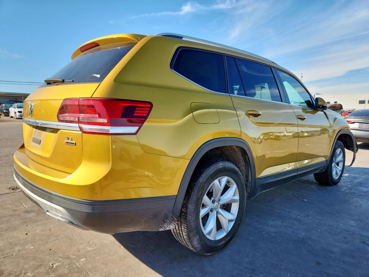 2018 Volkswagen Atlas S - Image 3