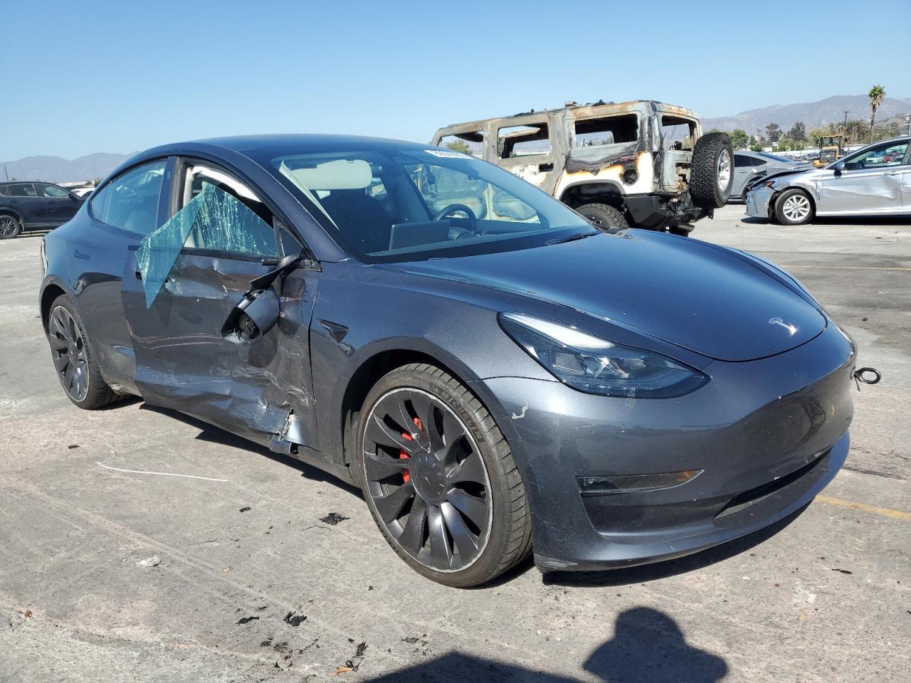 2023 Tesla Model 3 - Фото 4