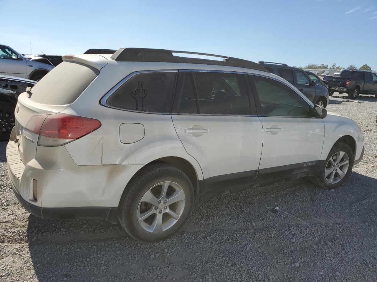 2014 Subaru Outback 2.5I - Фото 3