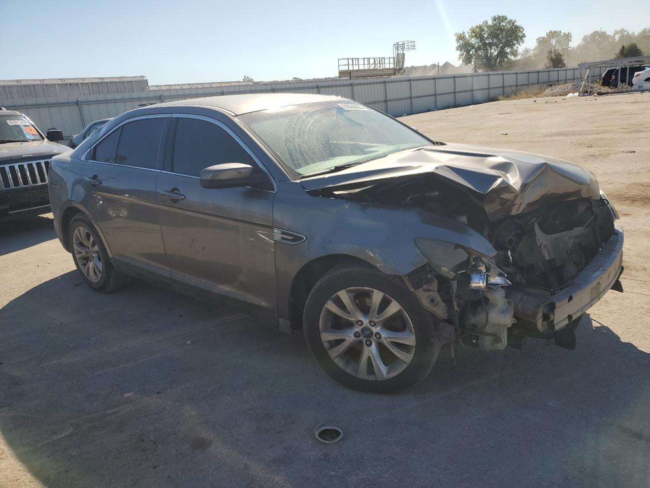 2011 Ford Taurus Sel - Фото 4