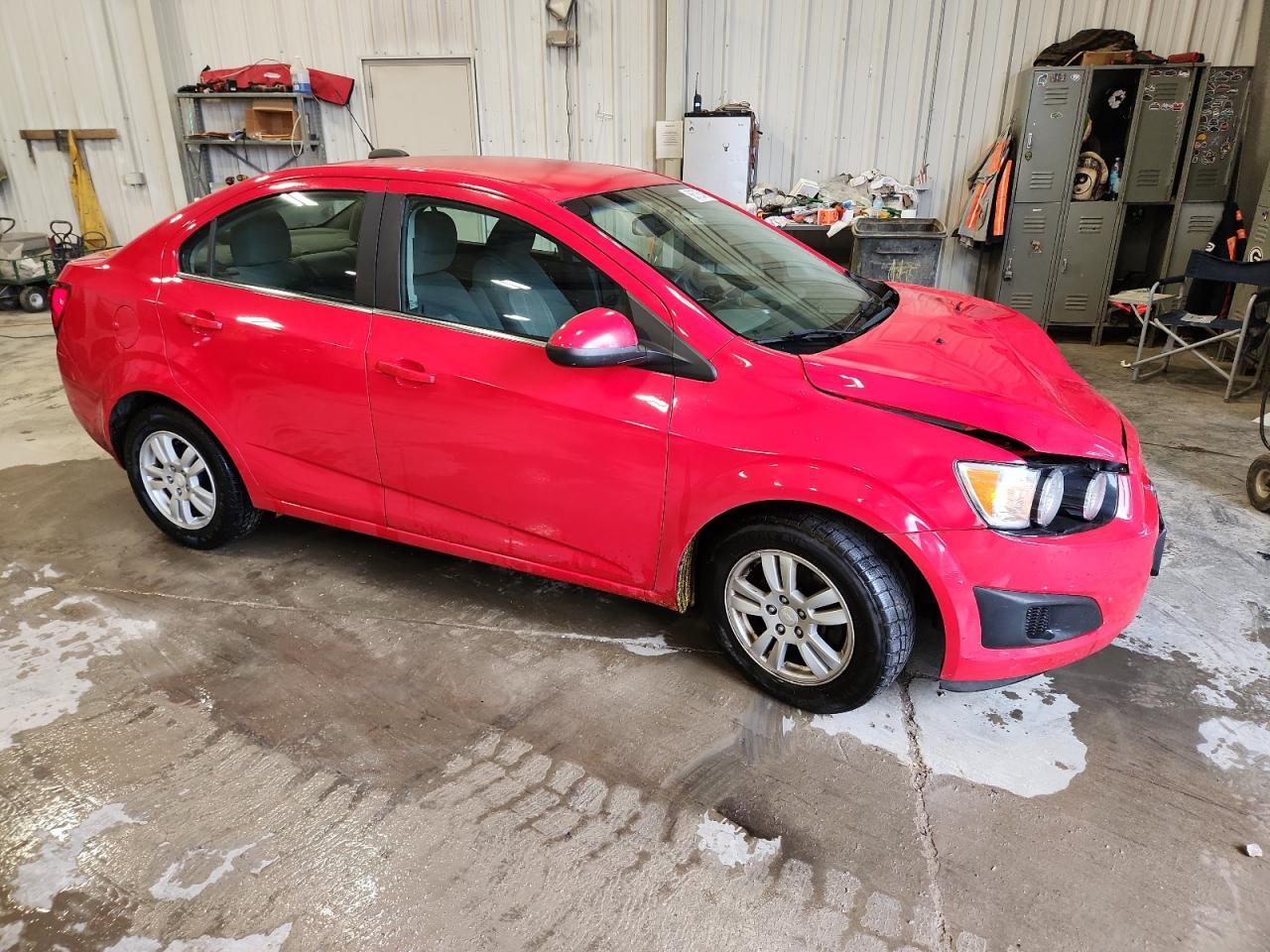 2015 Chevrolet Sonic Lt - Фото 4