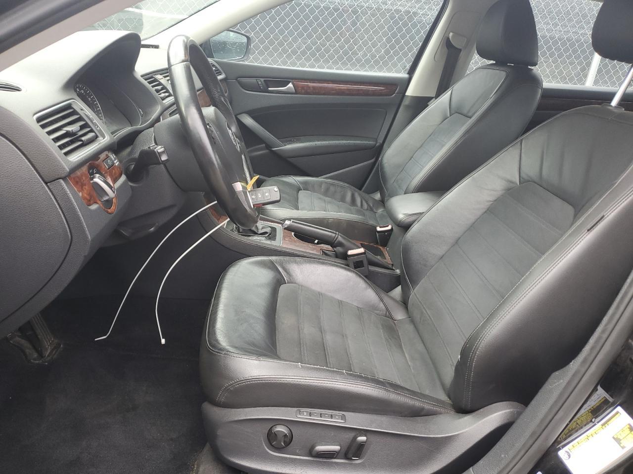 2013 Volkswagen Passat Sel - Фото 7