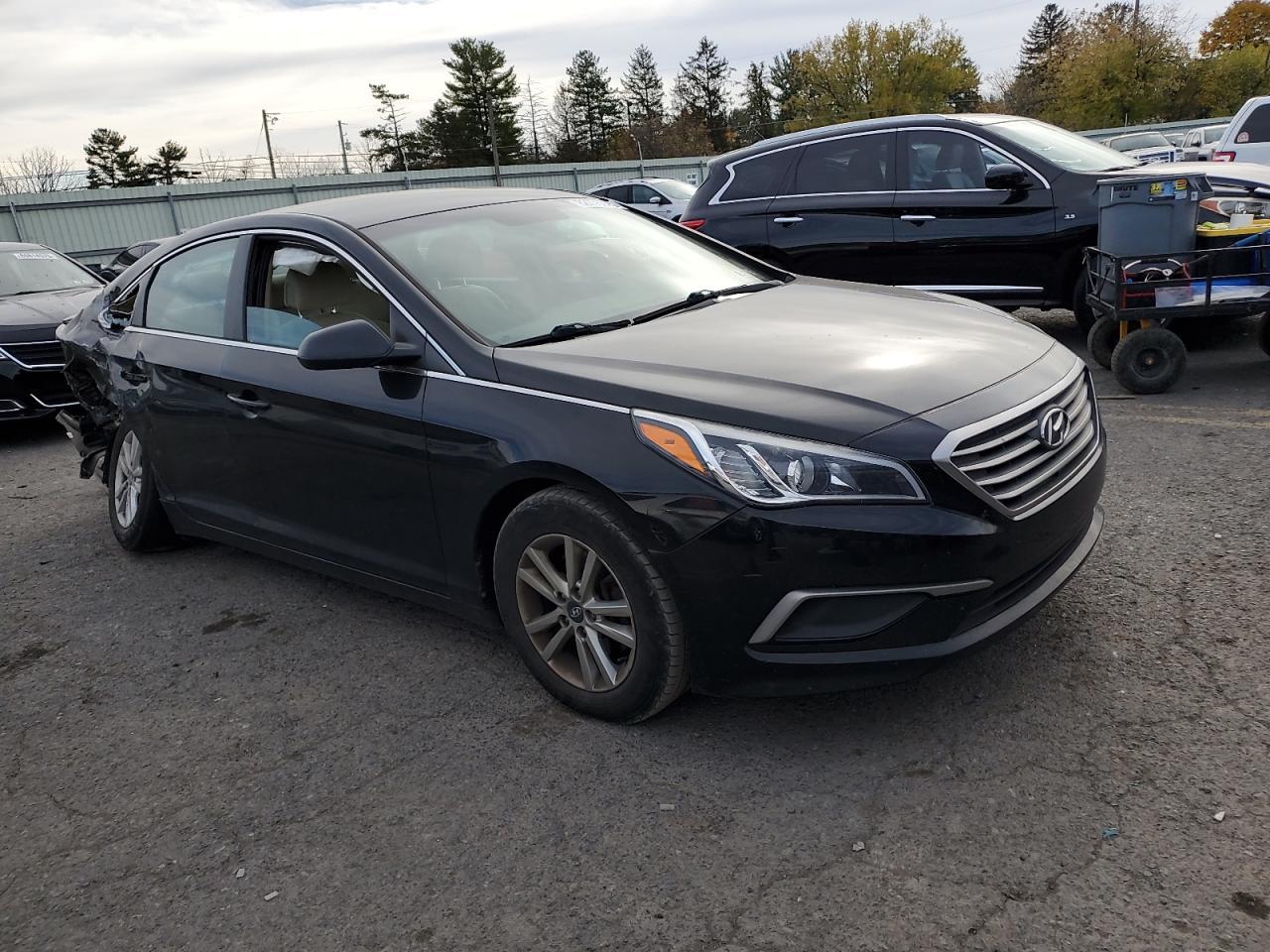 2017 Hyundai Sonata Se - Image 4