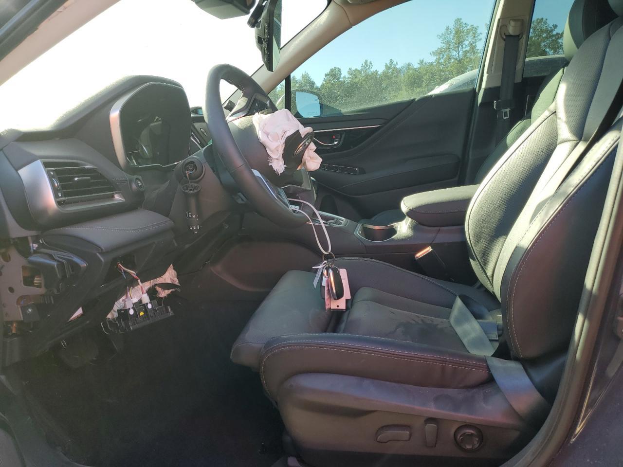 2025 Subaru Outback Touring - Image 7