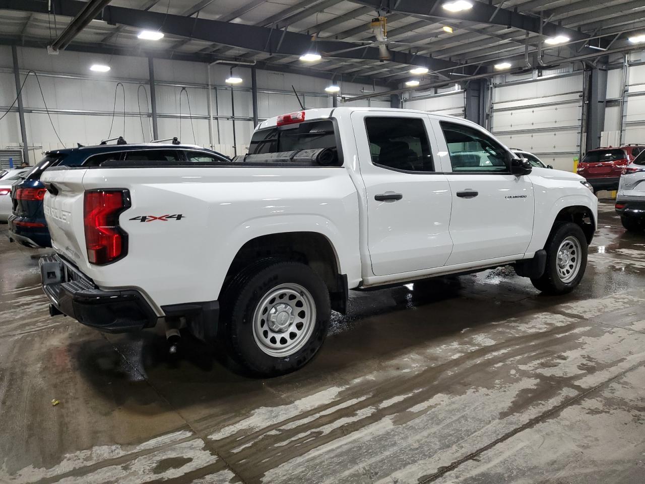 2024 Chevrolet Colorado - Image 3
