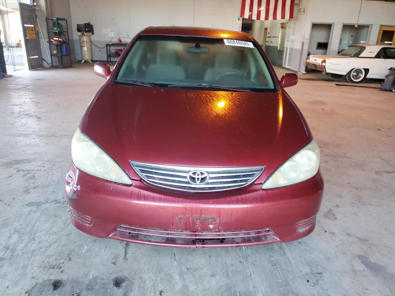 2005 Toyota Camry Le - Фото 5