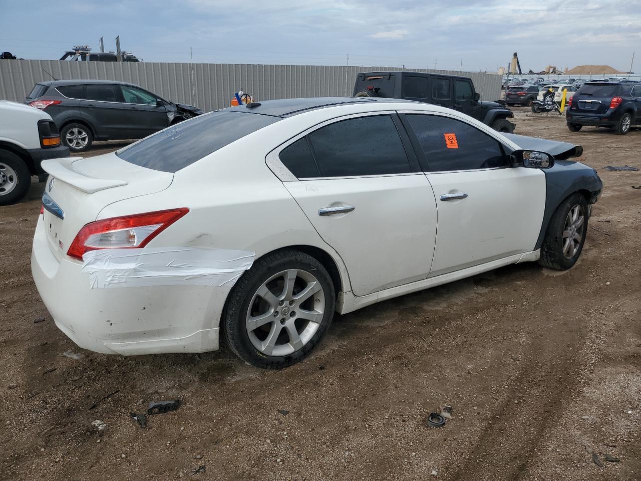 2010 Nissan Maxima S - Фото 3