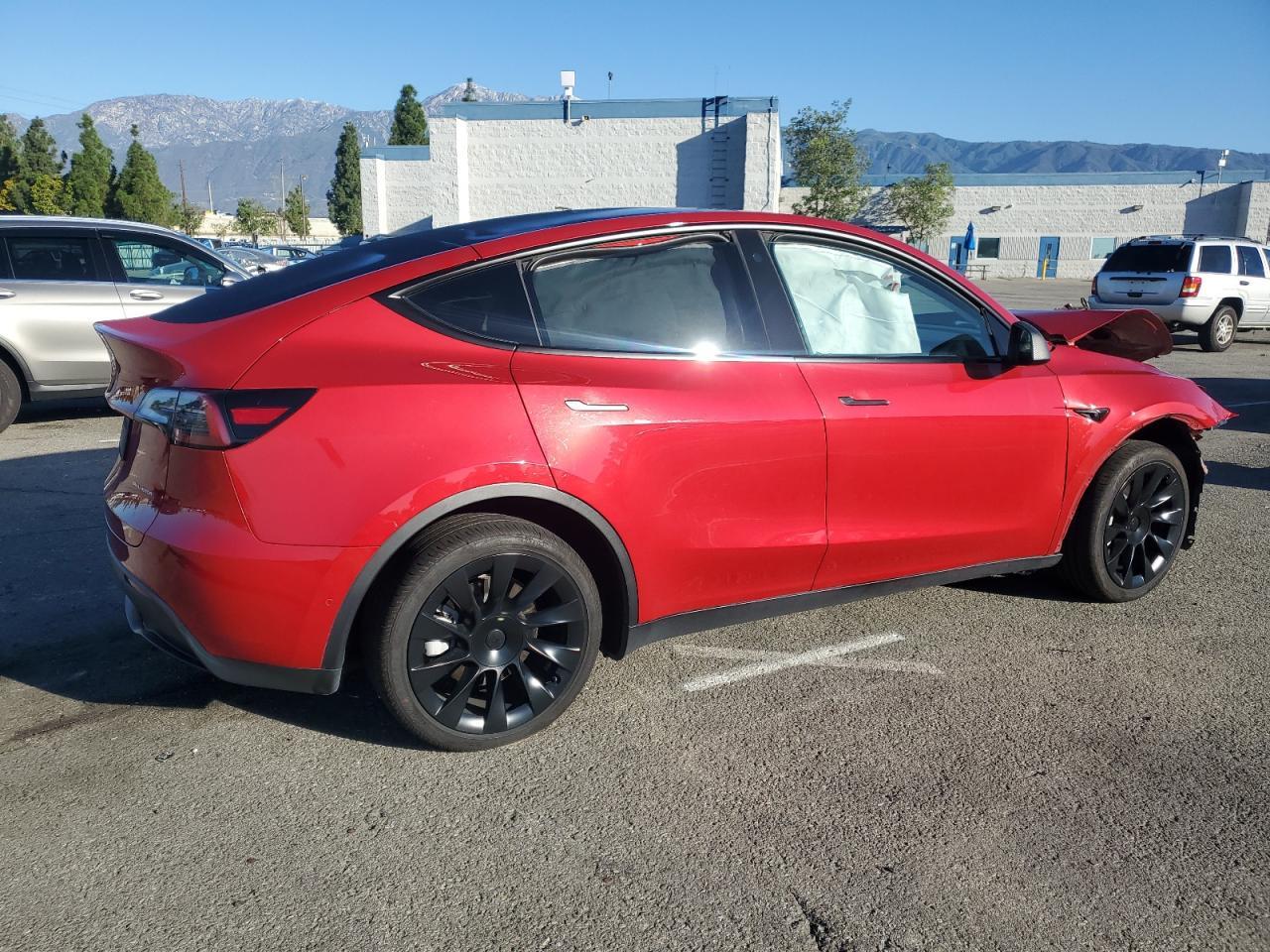 2022 Tesla Model Y - Фото 3