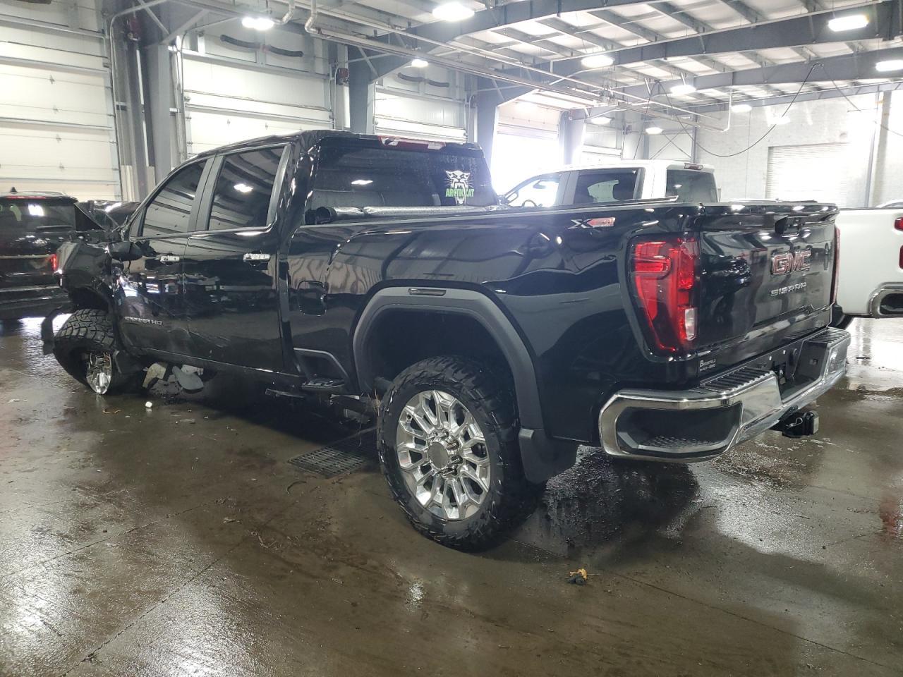 2025 GMC Sierra K3500 - Image 2