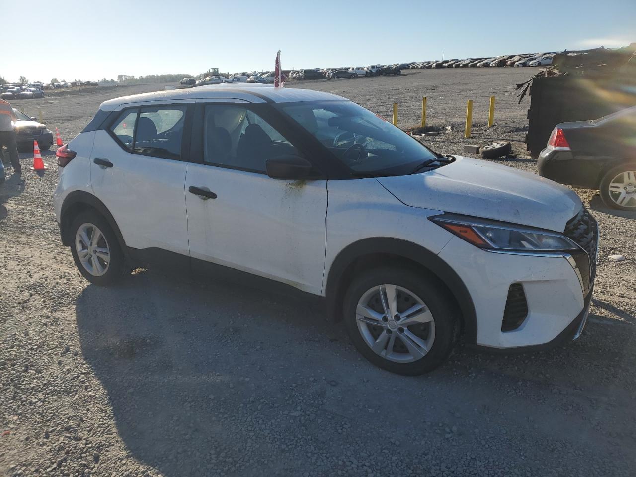 2022 Nissan Kicks S - Фото 4